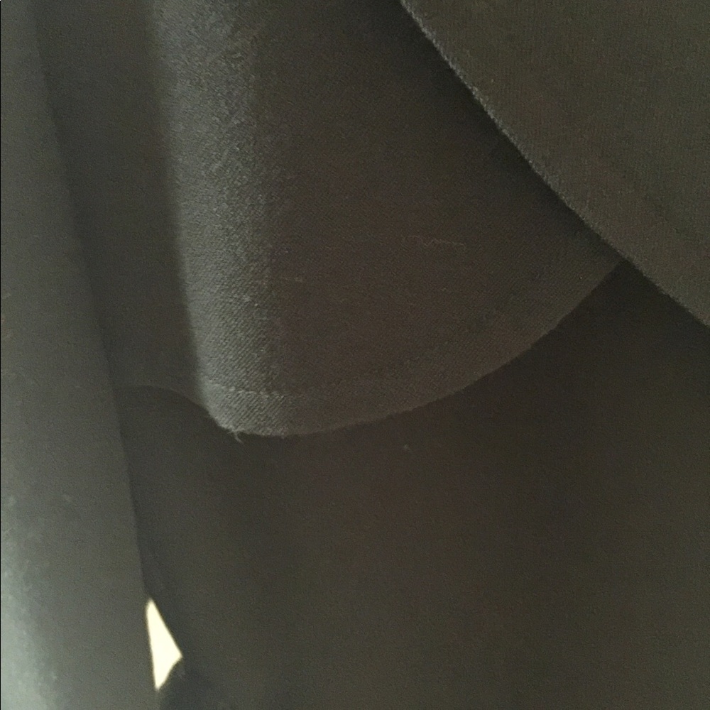 Rafaela, Ladies Black Trench Coat! GET THE “LOOK”… - Picture 8 of 16